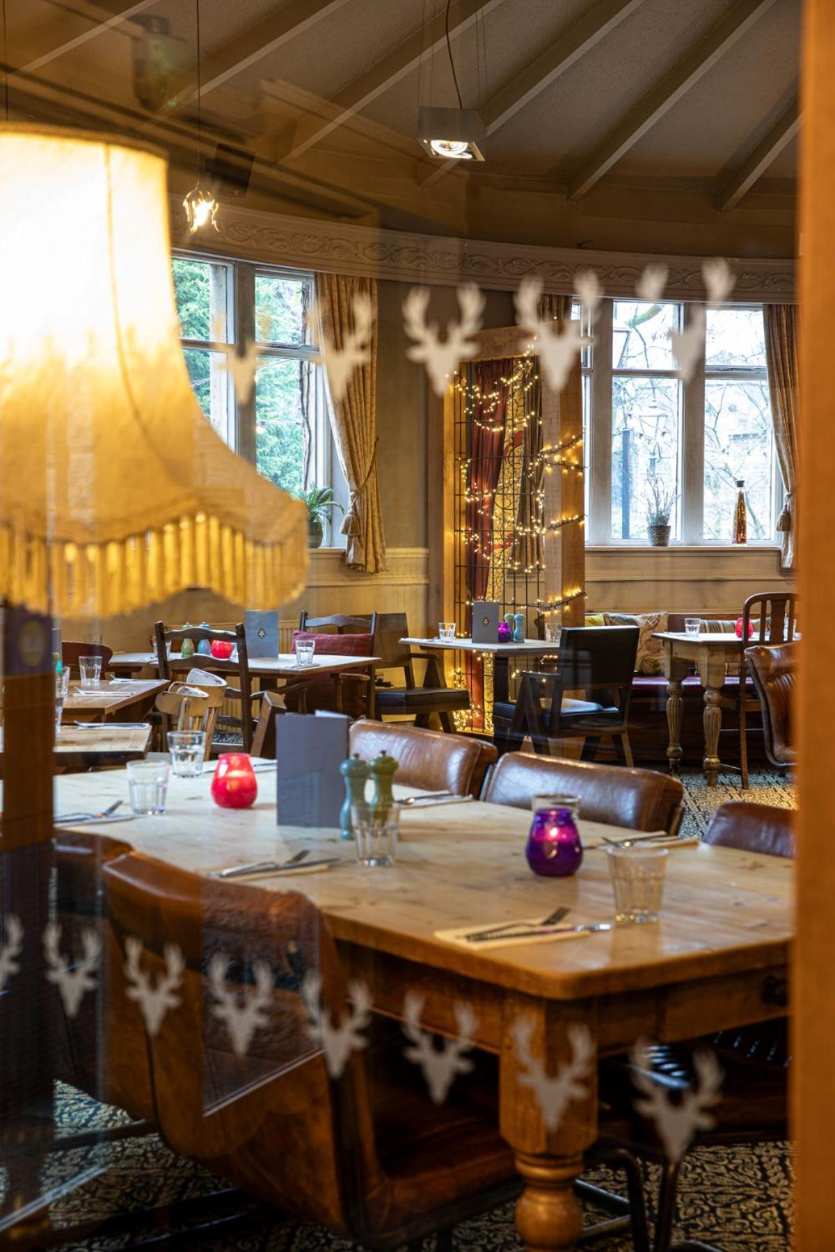 ホテル The Devonshire Arms バスロウ エクステリア 写真