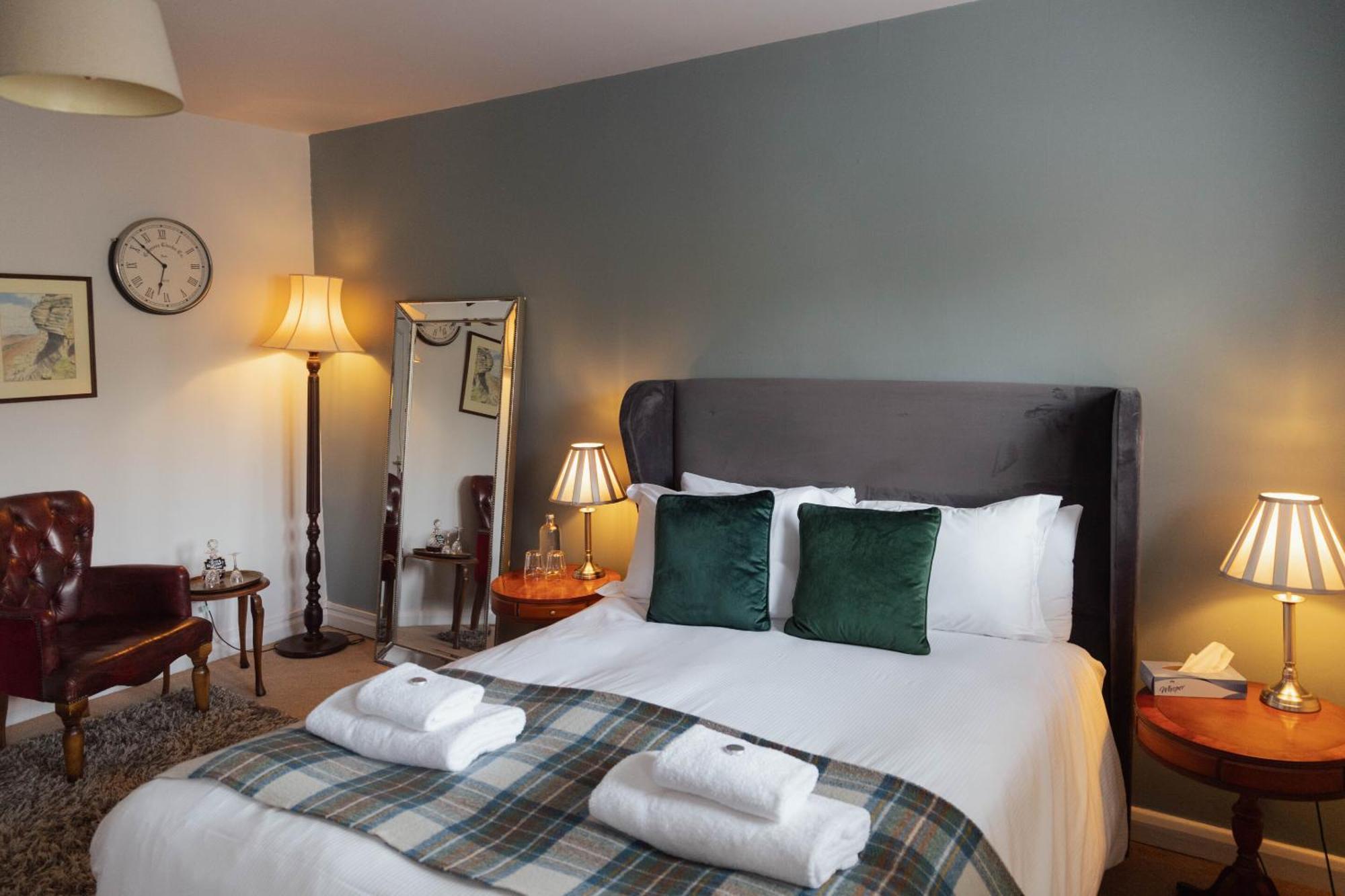 ホテル The Devonshire Arms バスロウ 部屋 写真