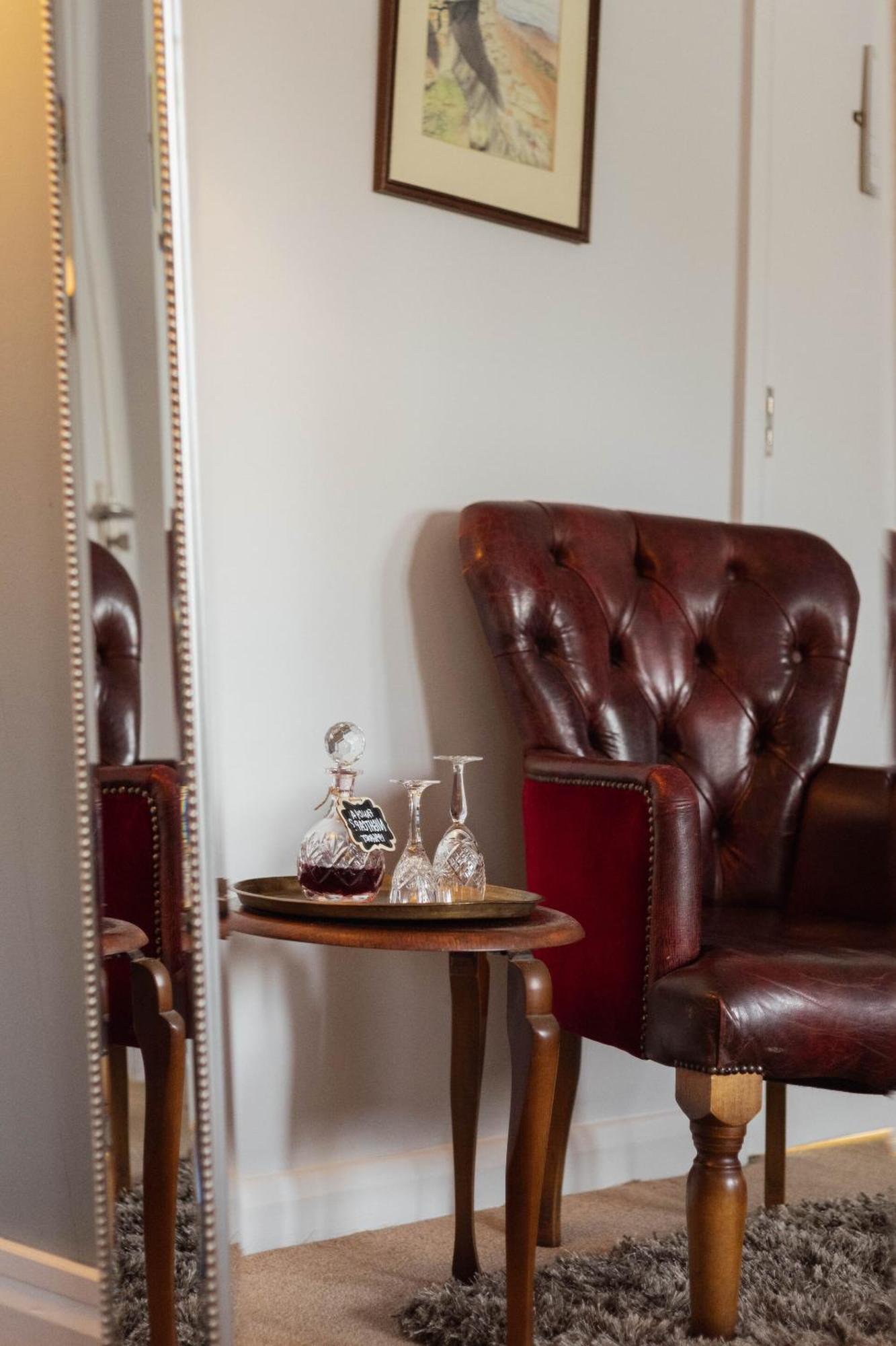 ホテル The Devonshire Arms バスロウ 部屋 写真