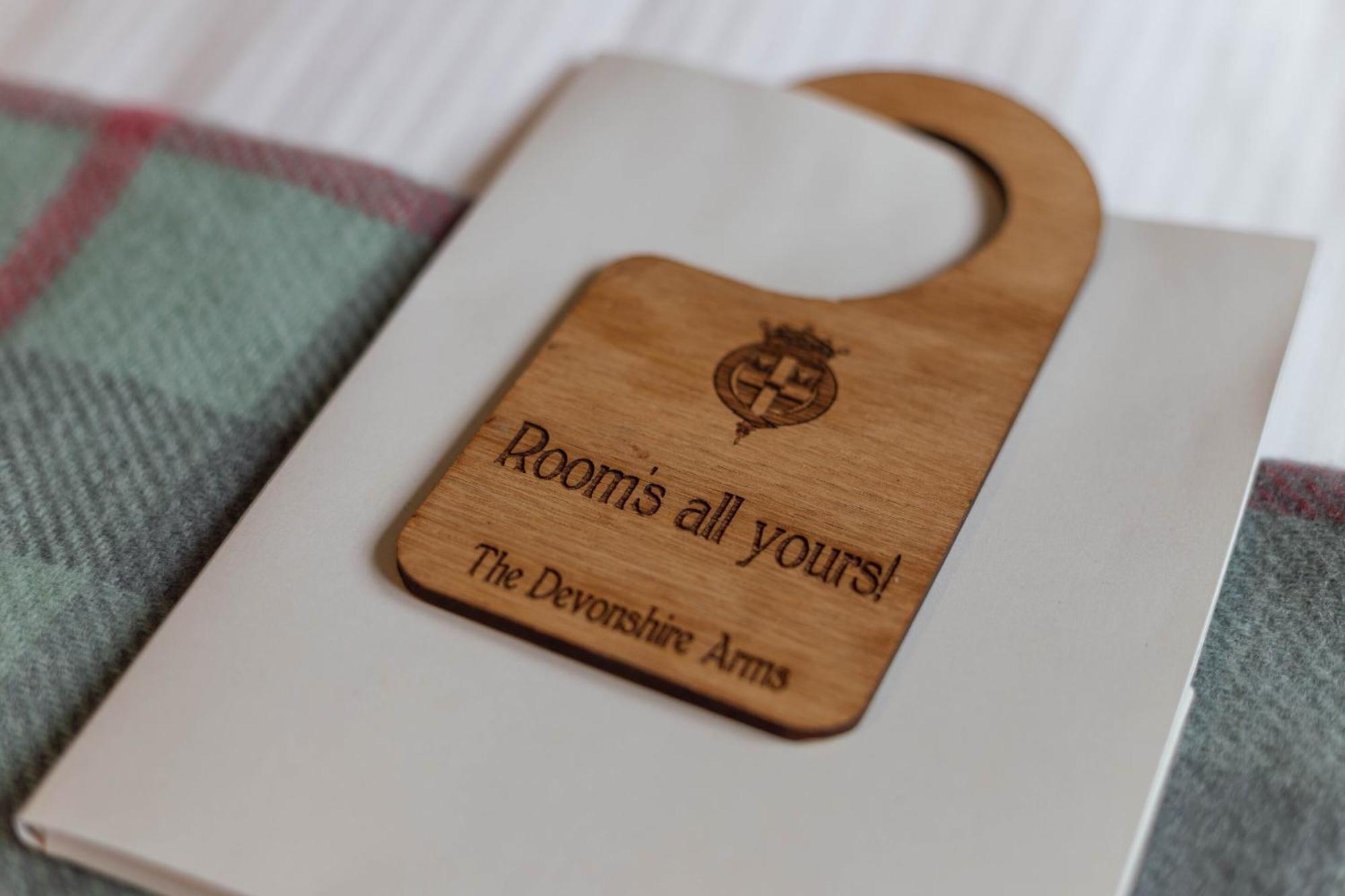 ホテル The Devonshire Arms バスロウ 部屋 写真