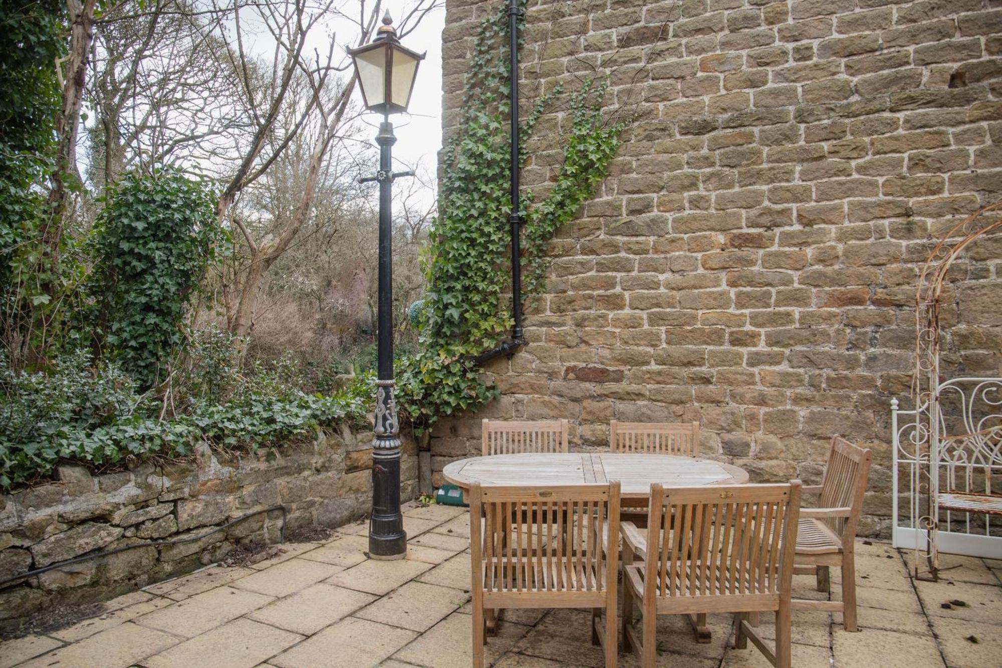 ホテル The Devonshire Arms バスロウ 部屋 写真