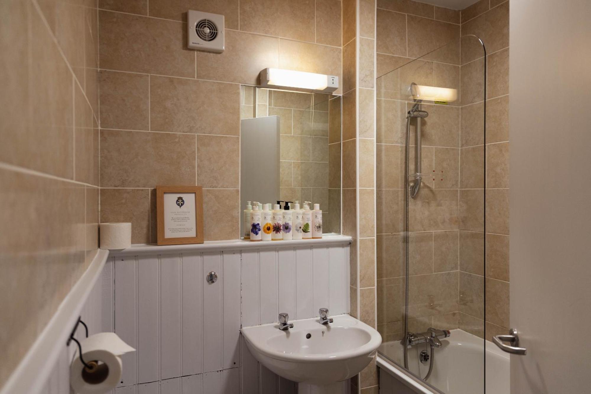 ホテル The Devonshire Arms バスロウ 部屋 写真